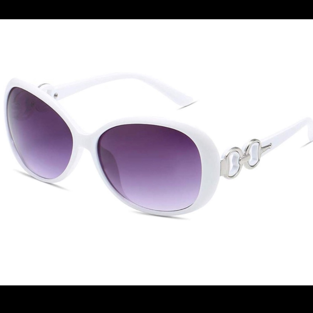 💫White Vintage Style Sunglasses